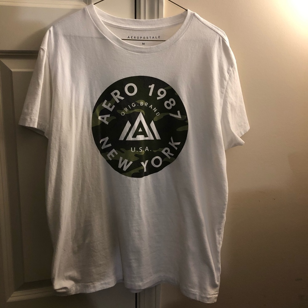 AEROPOSTALE GRAPHIC T-SHIRT